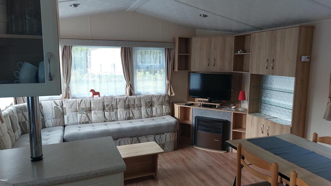 Chalet Adelaar Vledder Buitenkant foto